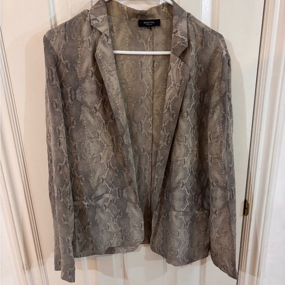 Babaton Gray Snake Print Blazer Aritzia - Picture 7 of 7